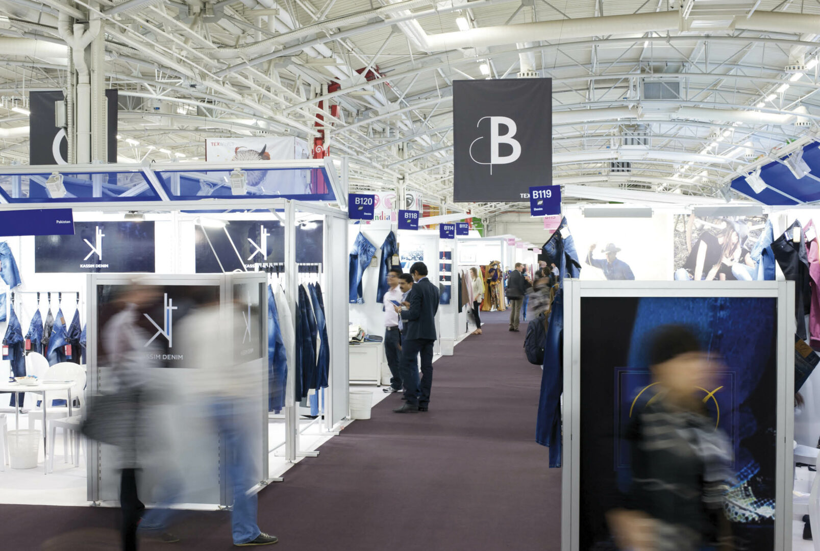 MESSE_x_BELLEVILLE_2_95